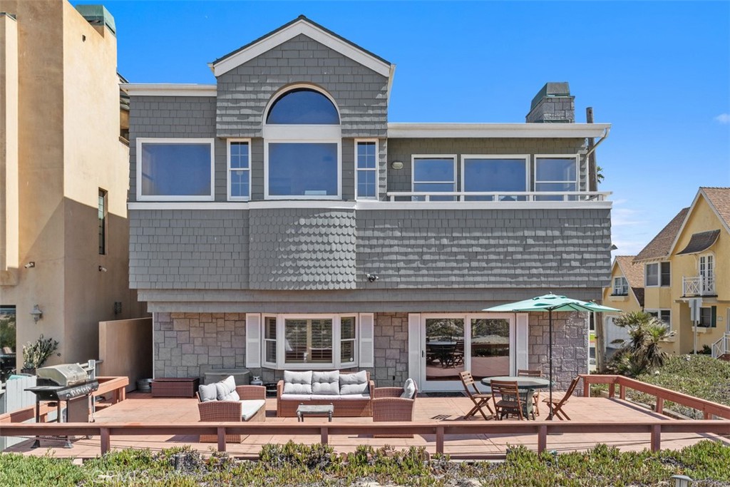 16935 S Pacific Avenue