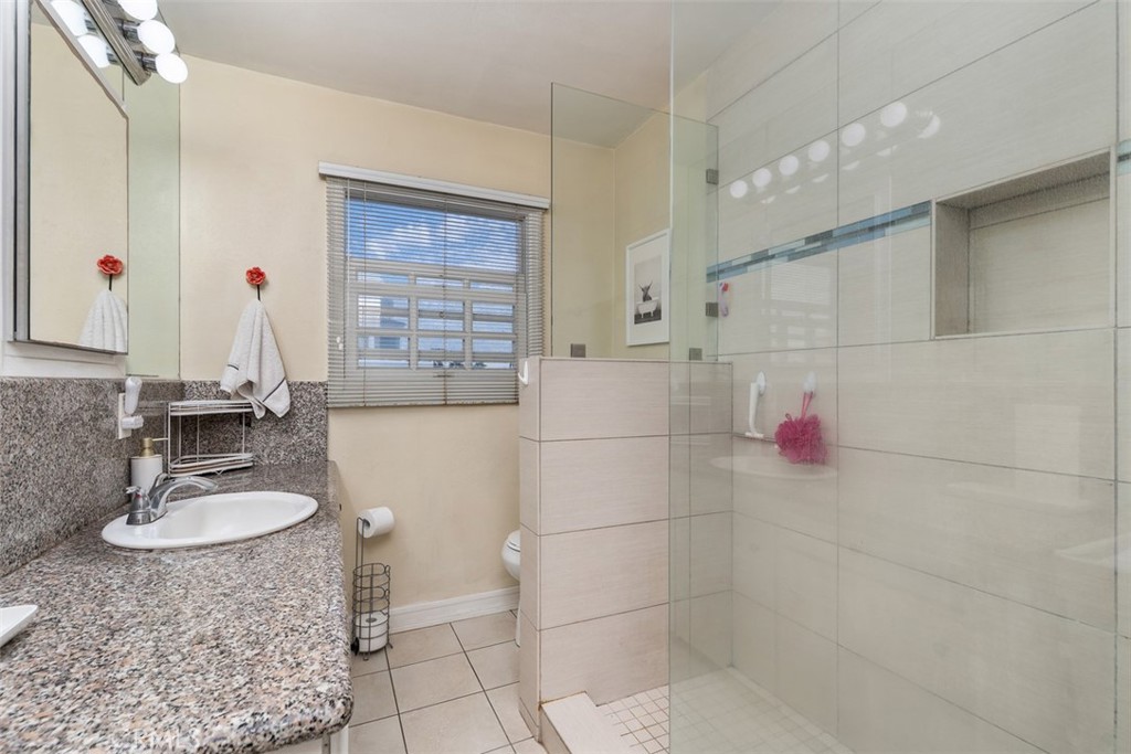 16935 S Pacific Avenue