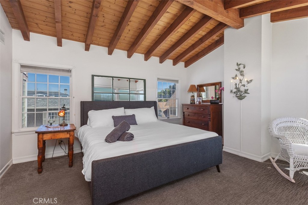 16935 S Pacific Avenue