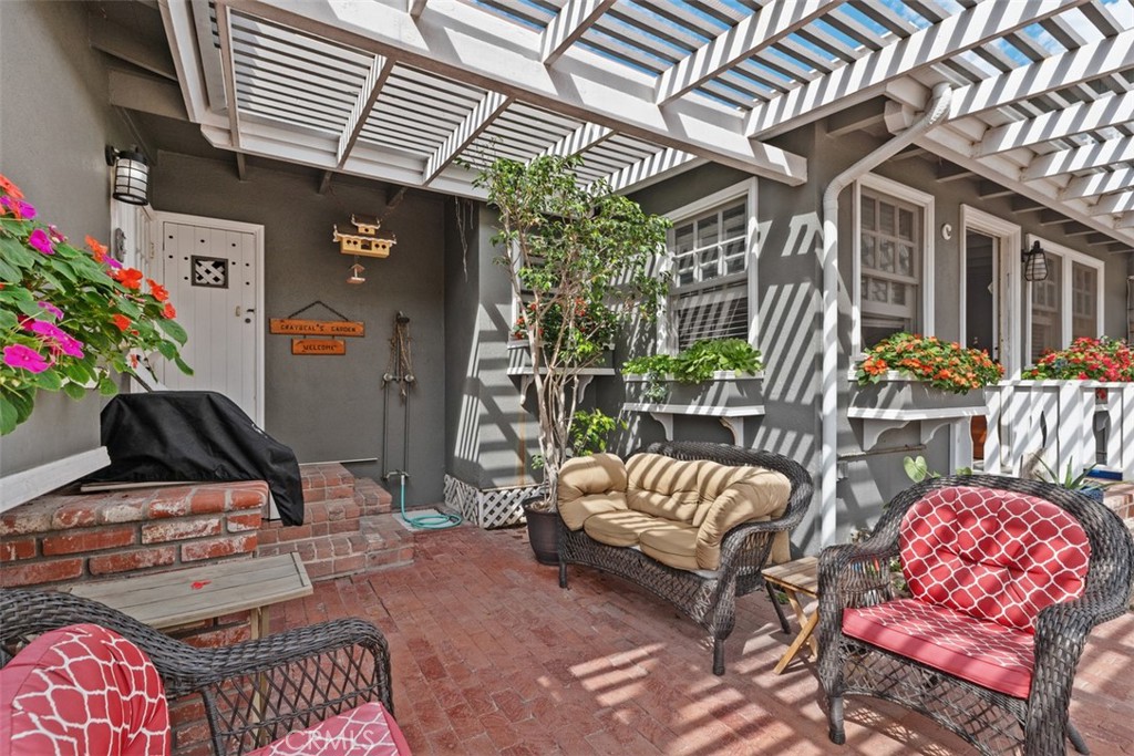 16935 S Pacific Avenue