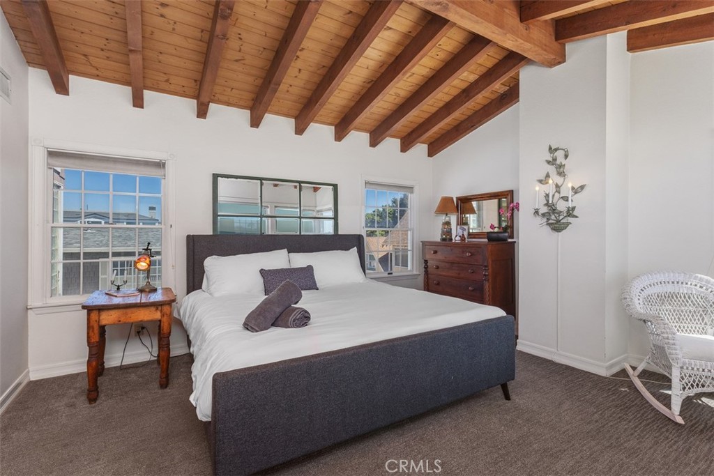 16935 S Pacific Avenue