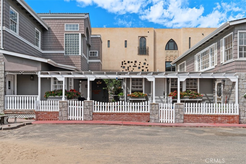 16935 S Pacific Avenue