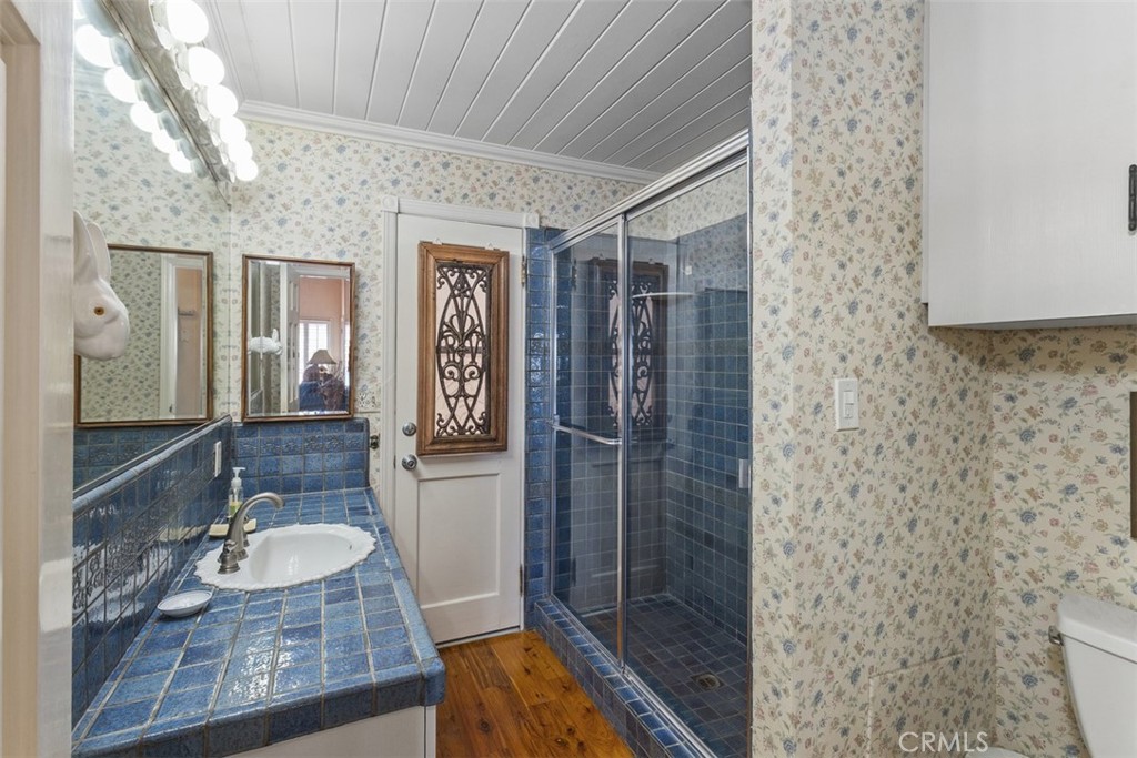 16935 S Pacific Avenue