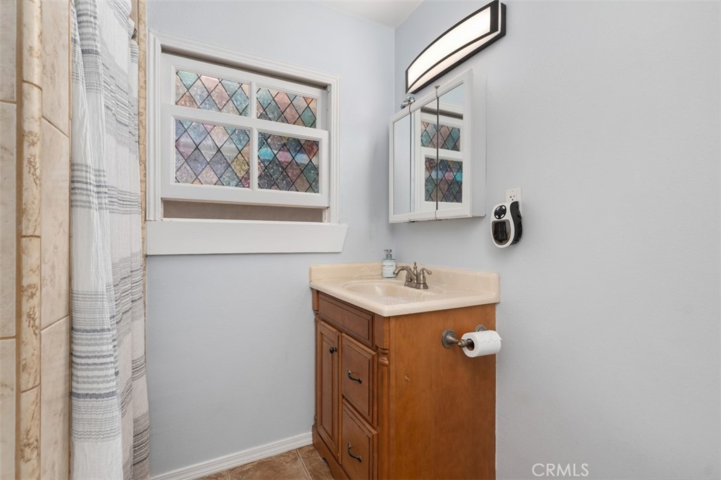 16935 S Pacific Avenue