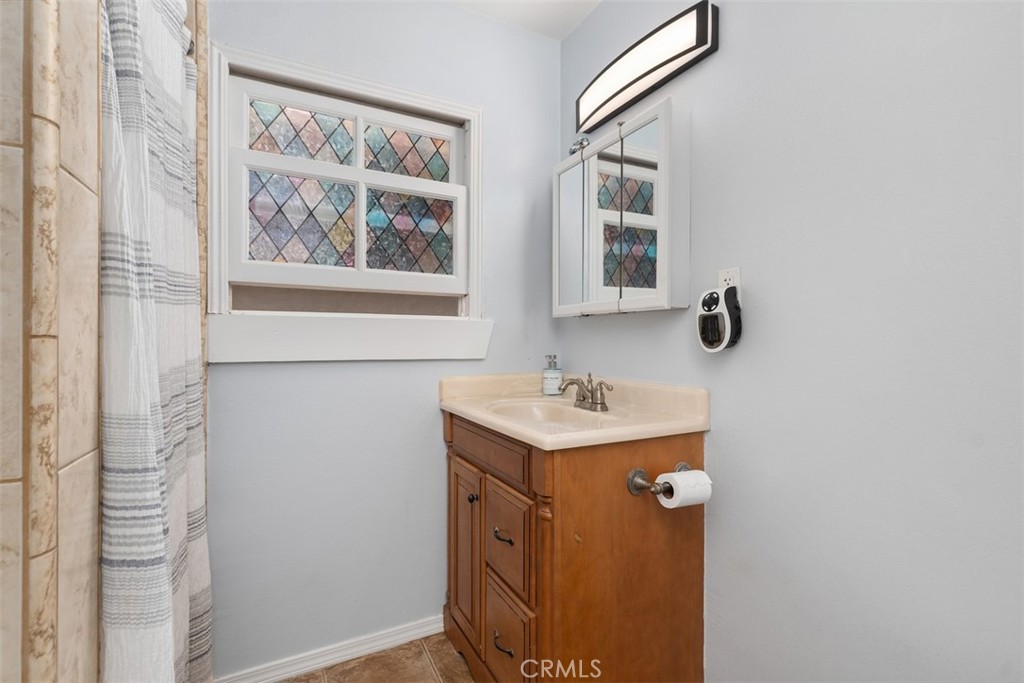 16935 S Pacific Avenue