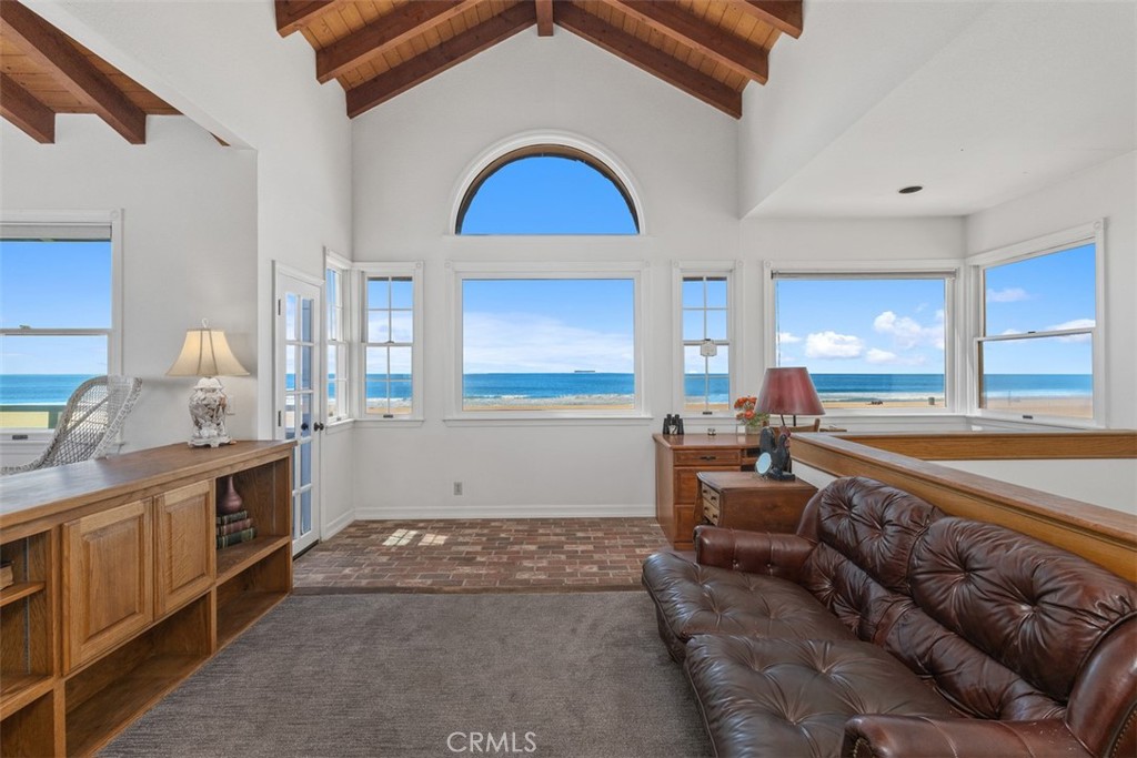 16935 S Pacific Avenue