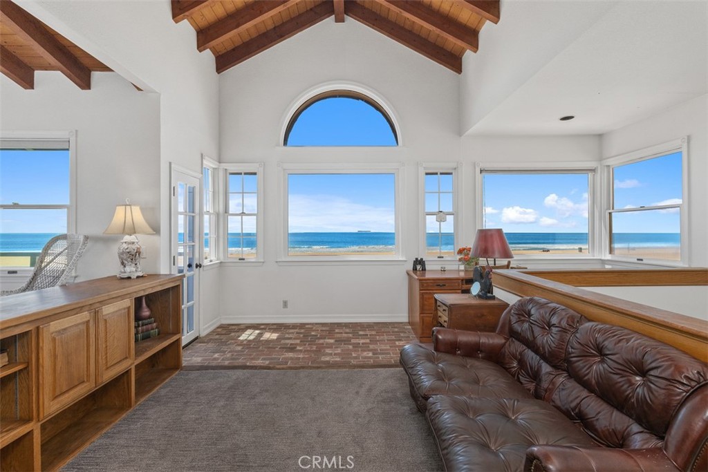 16935 S Pacific Avenue