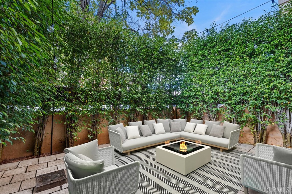 11816 Gorham Avenue 110