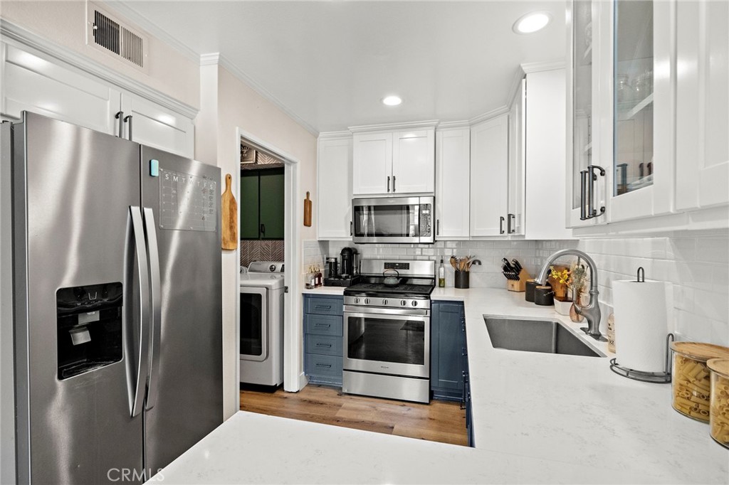 230 S Plaza De Domingos