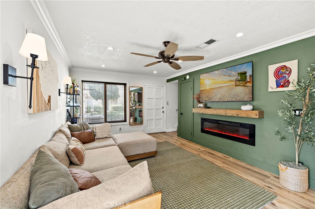 230 S Plaza De Domingos