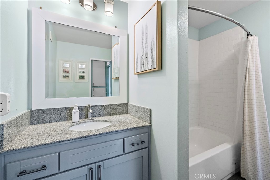 230 S Plaza De Domingos