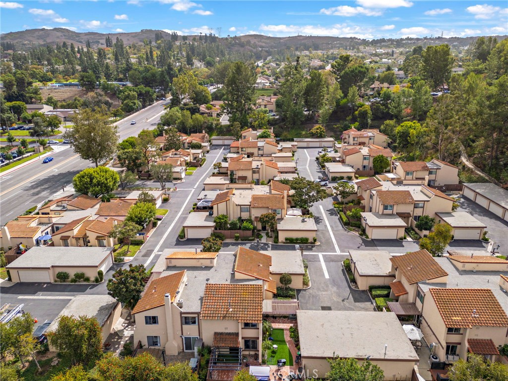 230 S Plaza De Domingos