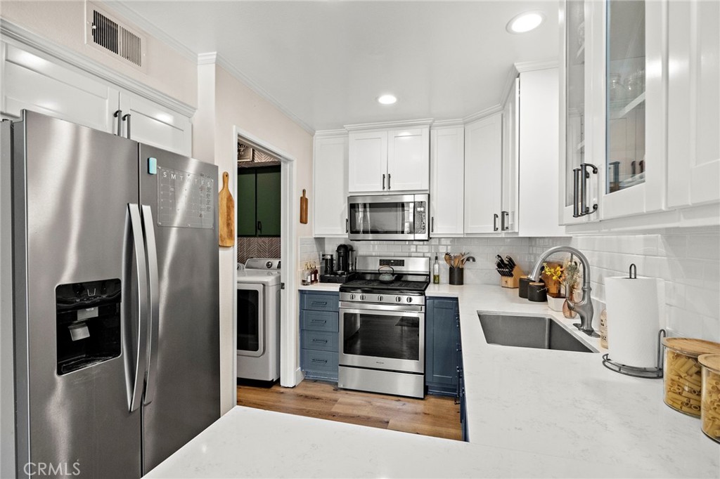 230 S Plaza De Domingos