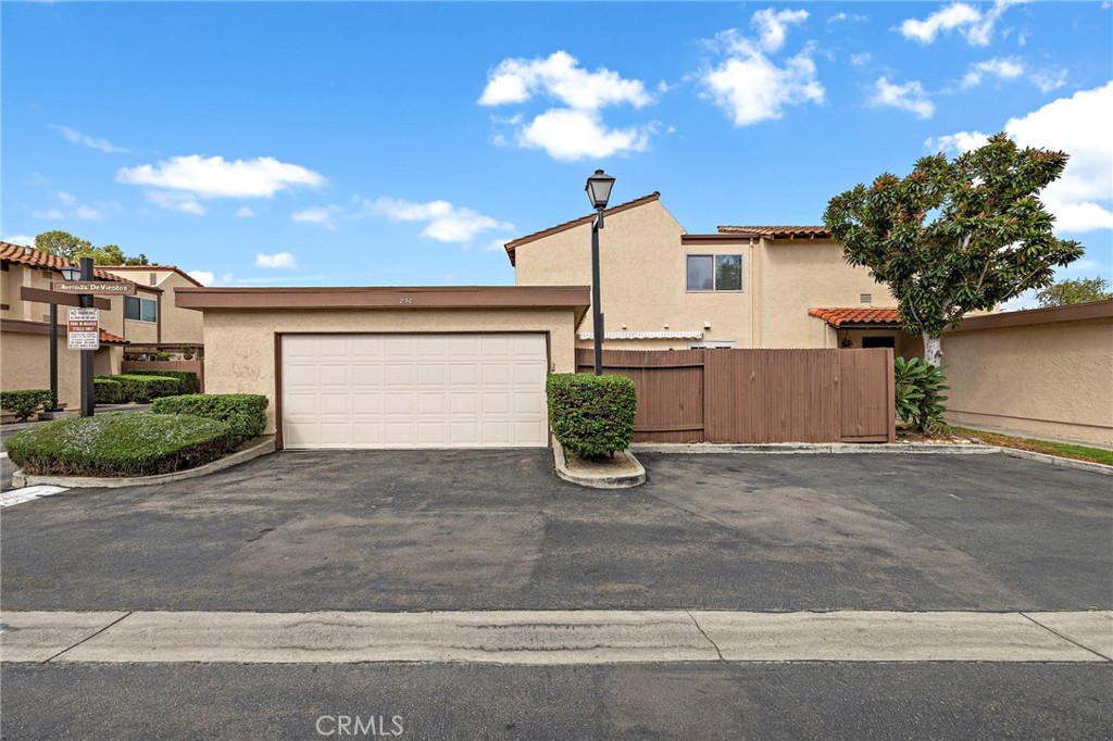 230 S Plaza De Domingos