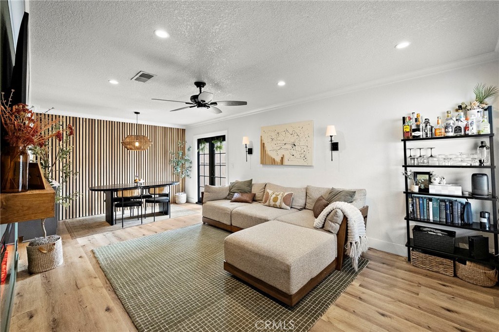 230 S Plaza De Domingos