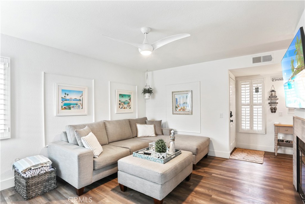 12 Corniche Drive A