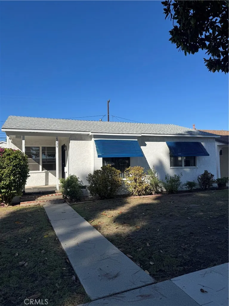 5729 E Wardlow Road, Long Beach