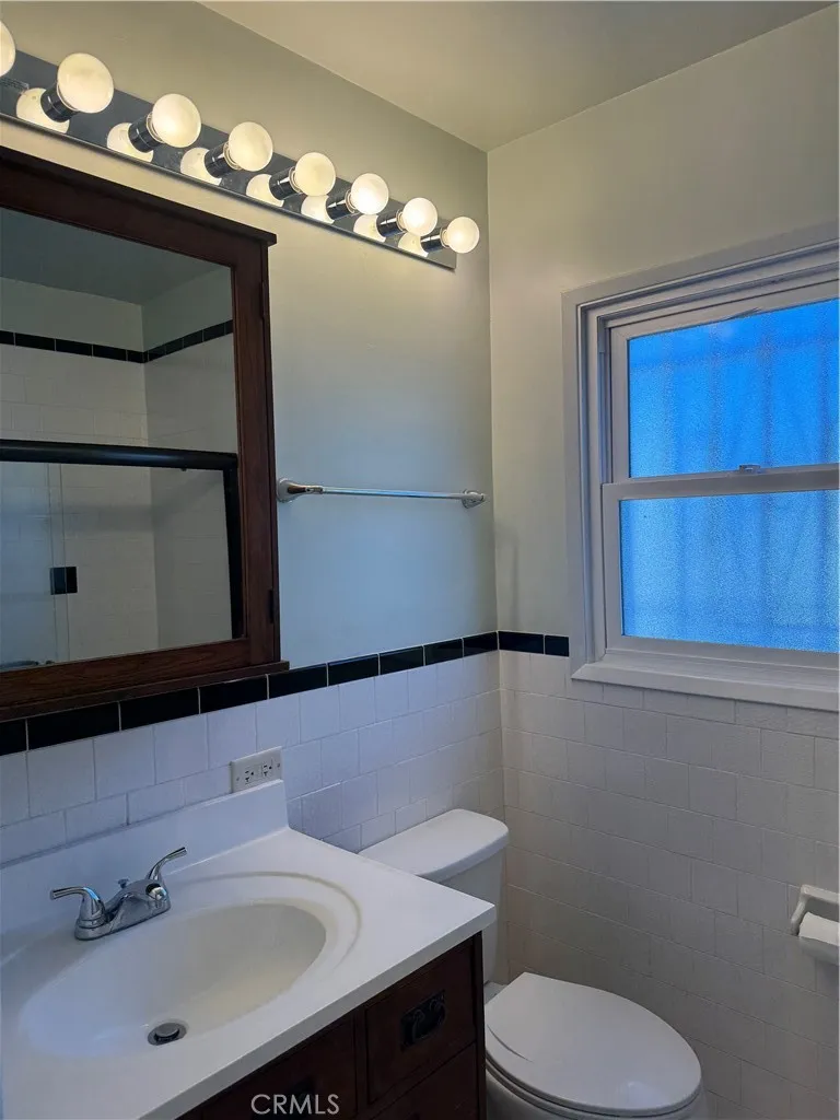 5729 E Wardlow Road, Long Beach