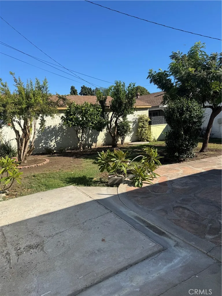 5729 E Wardlow Road, Long Beach