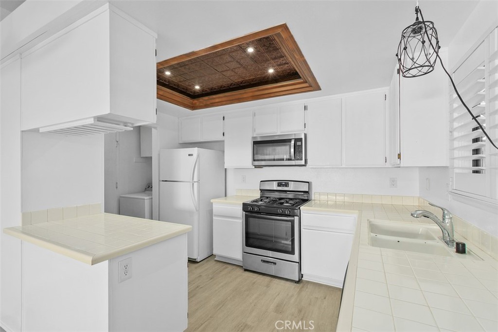 27772 Cloud Dance Court