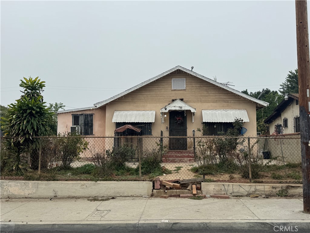 633 S Downey