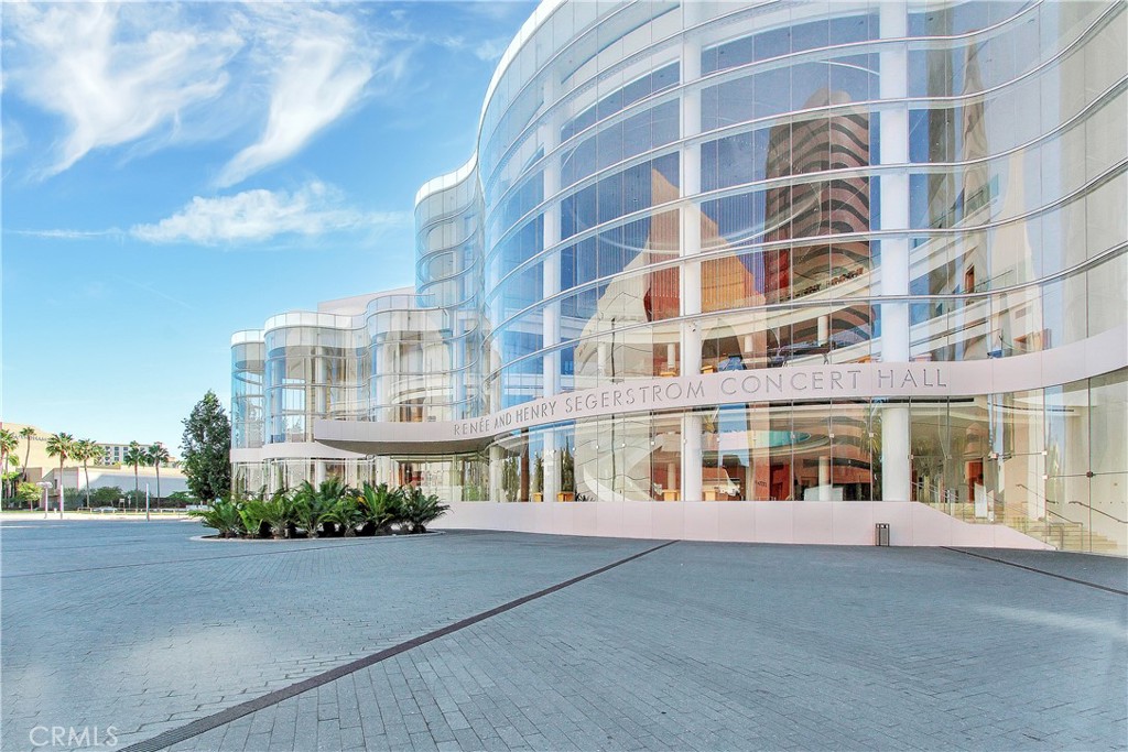 225 E Occidental Street