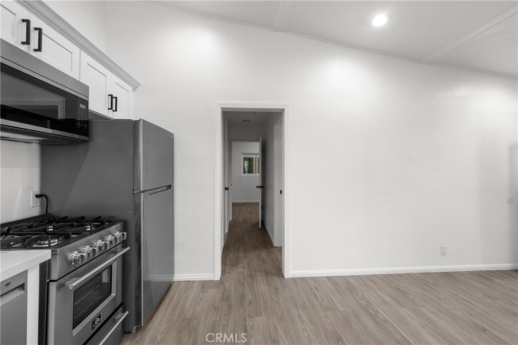 2603 Calle Del Comercio B