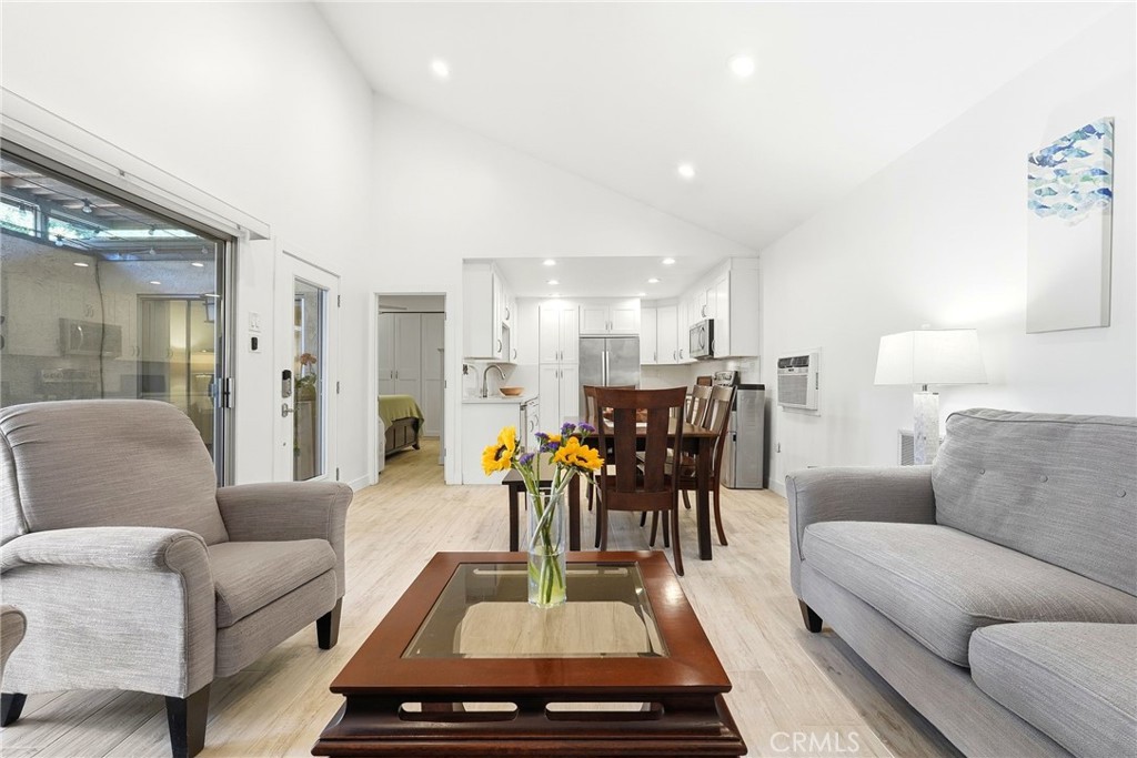 7890 E Spring Street 10G