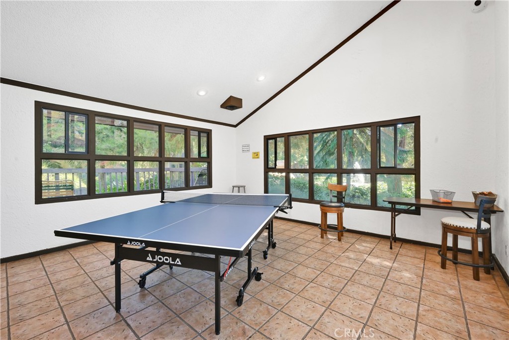 7890 E Spring Street 10G