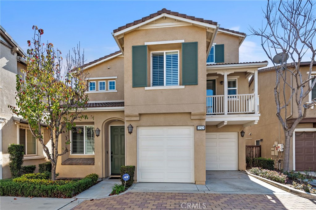 252 W Pebble Creek Lane