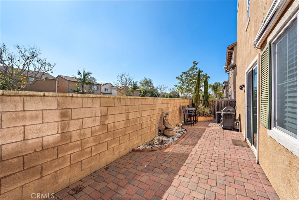 252 W Pebble Creek Lane