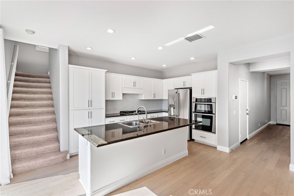 252 W Pebble Creek Lane