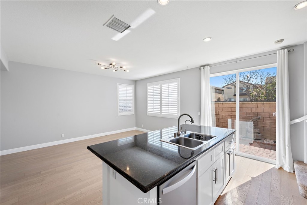 252 W Pebble Creek Lane