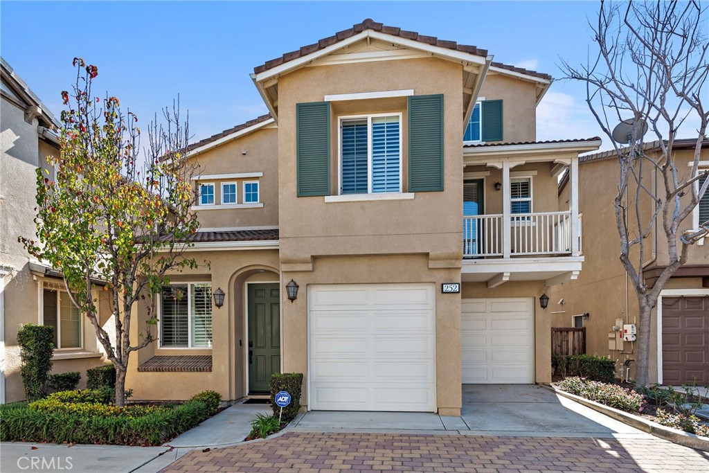 252 W Pebble Creek Lane