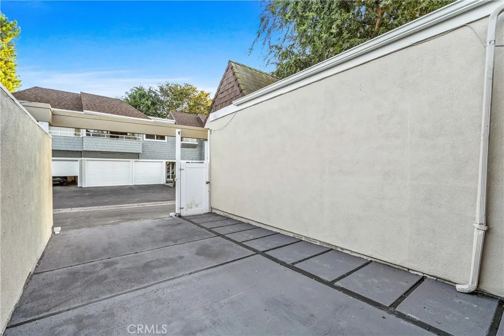 22321 Caminito Mescalero Unit 226, Laguna Hills Unit: 226