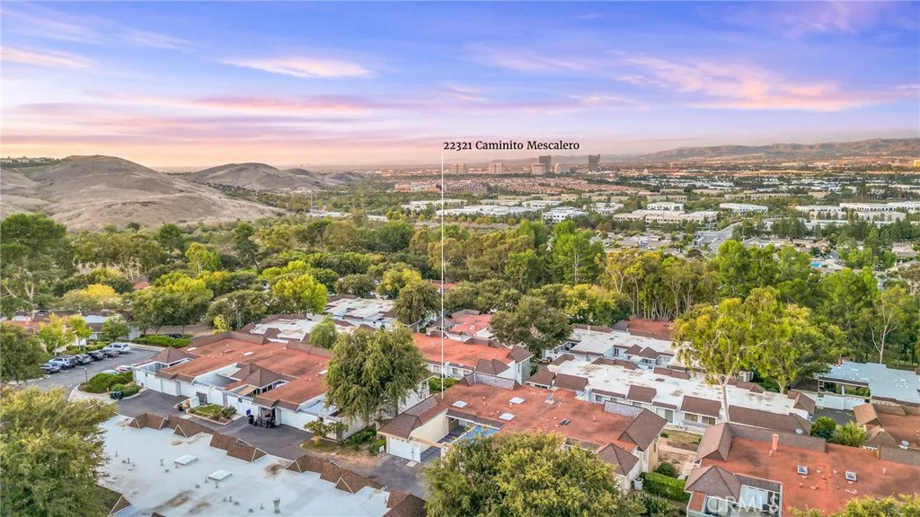 22321 Caminito Mescalero Unit 226, Laguna Hills Unit: 226