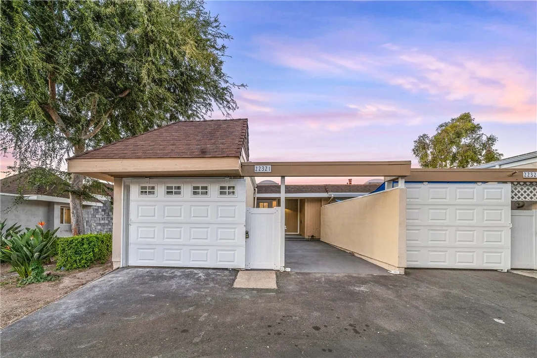 22321 Caminito Mescalero Unit 226, Laguna Hills Unit: 226