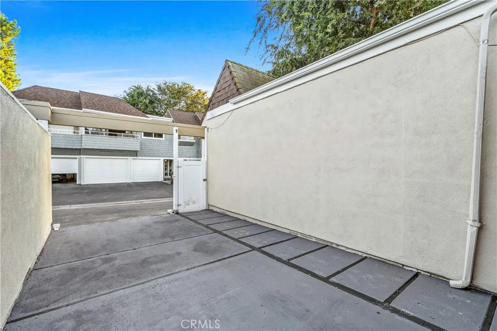 22321 Caminito Mescalero Unit 226, Laguna Hills Unit: 226