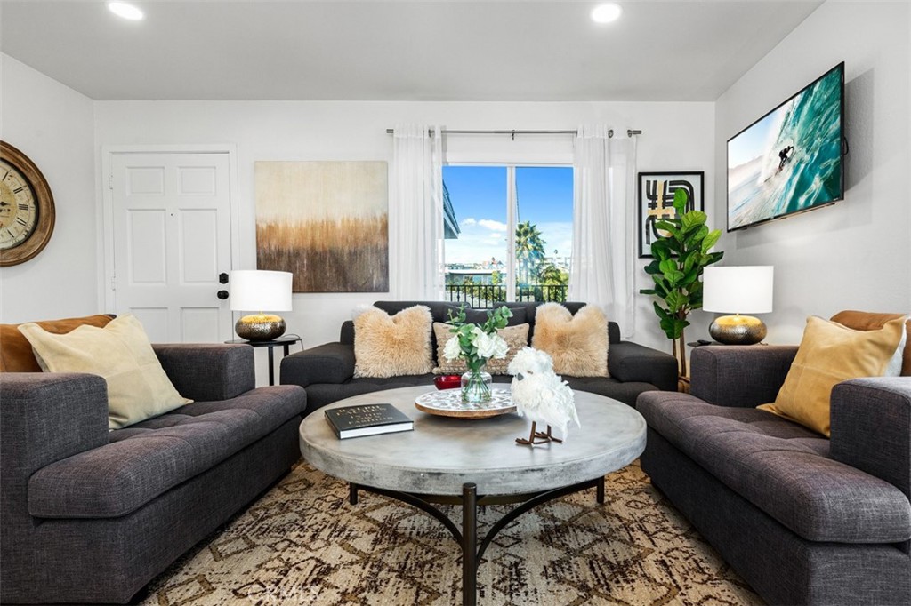 33831 El Encanto Avenue C