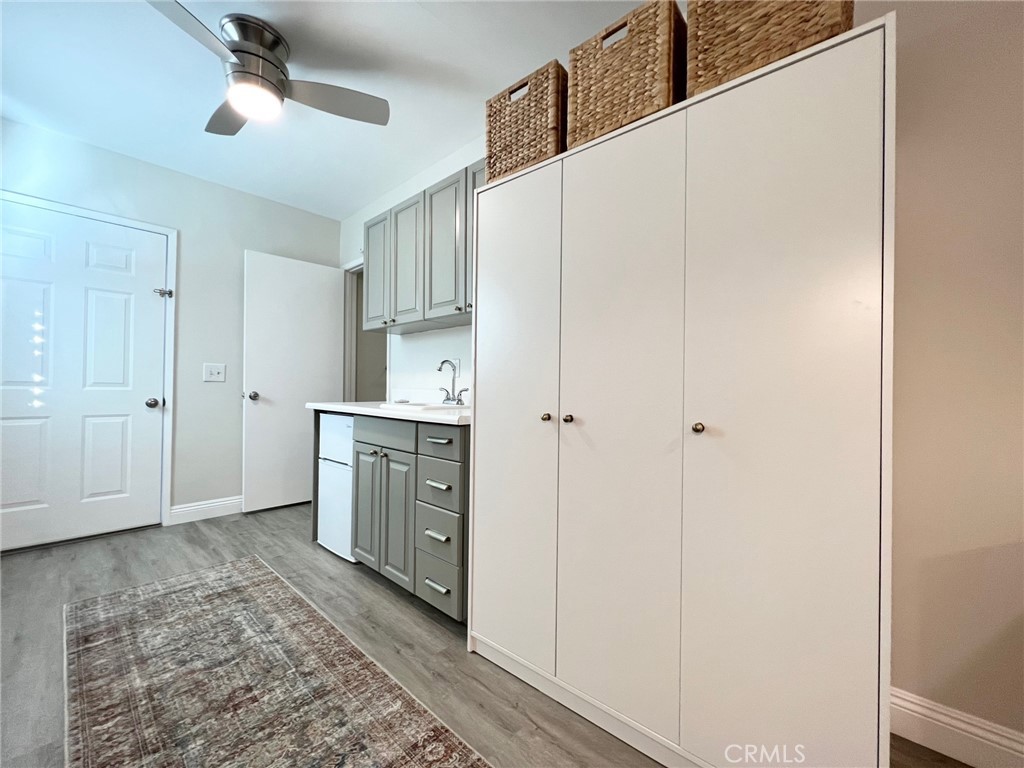 704 1/2 Marigold Avenue