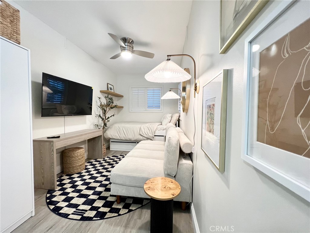 704 1/2 Marigold Avenue