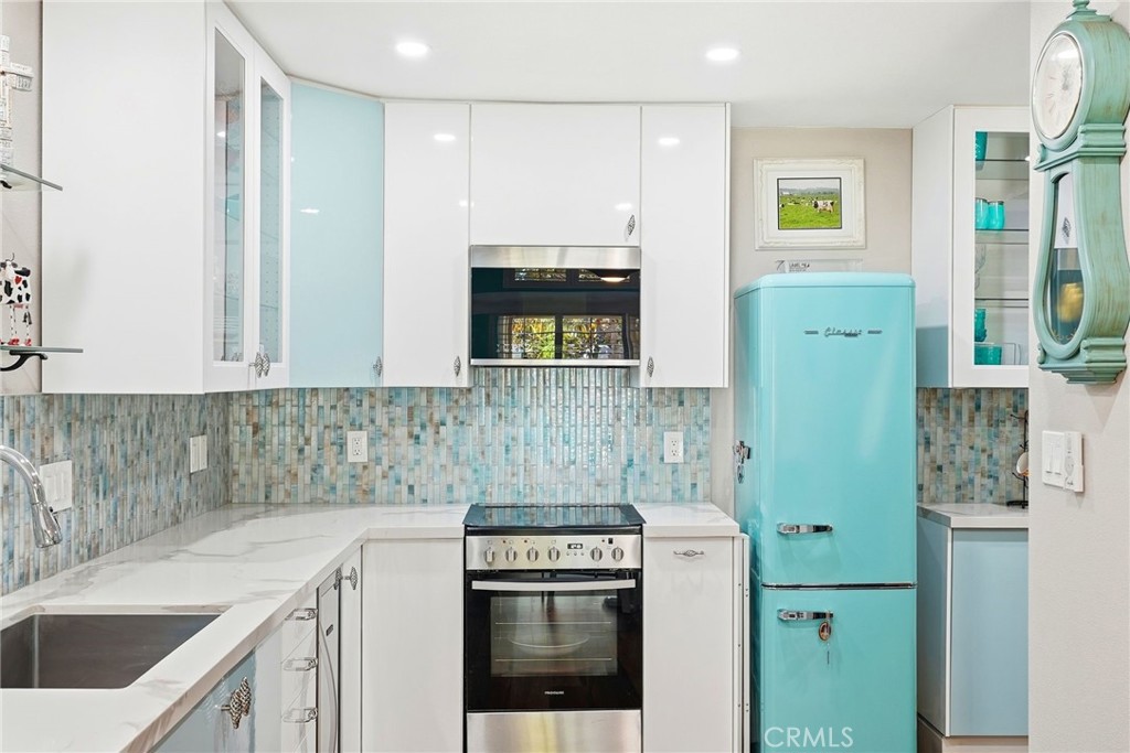 7890 E Spring Street 19K