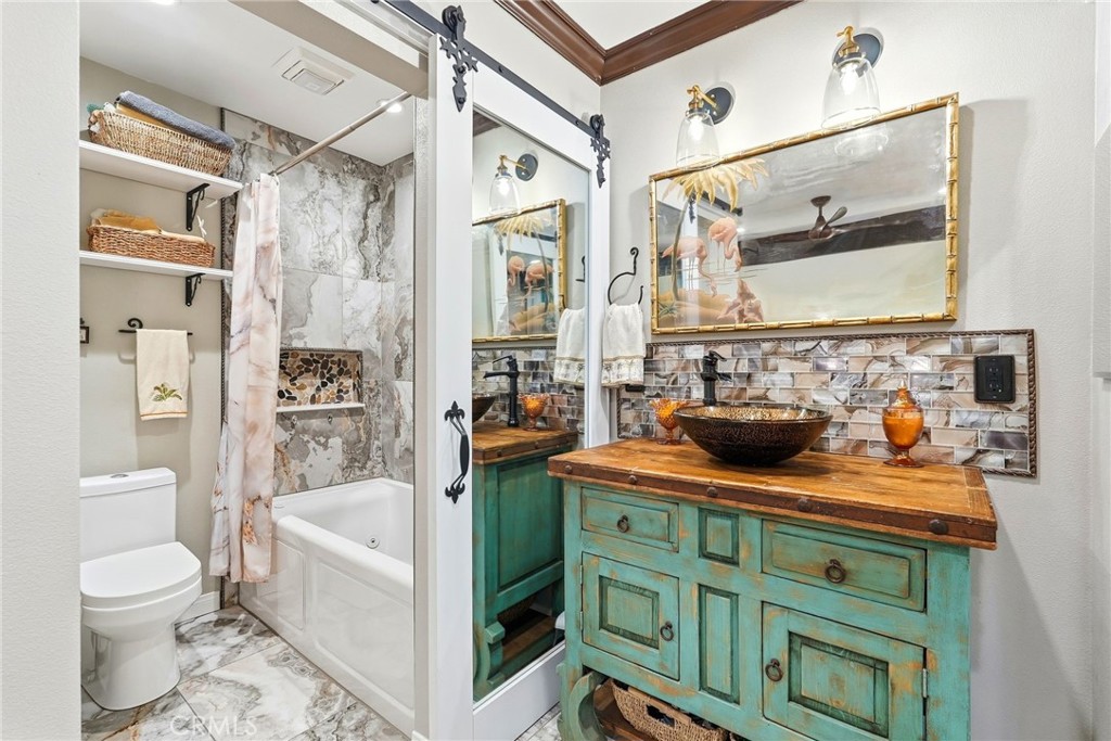 7890 E Spring Street 19K