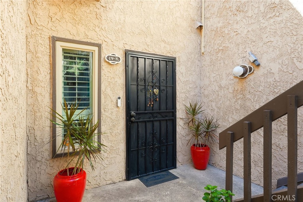 7890 E Spring Street 19K
