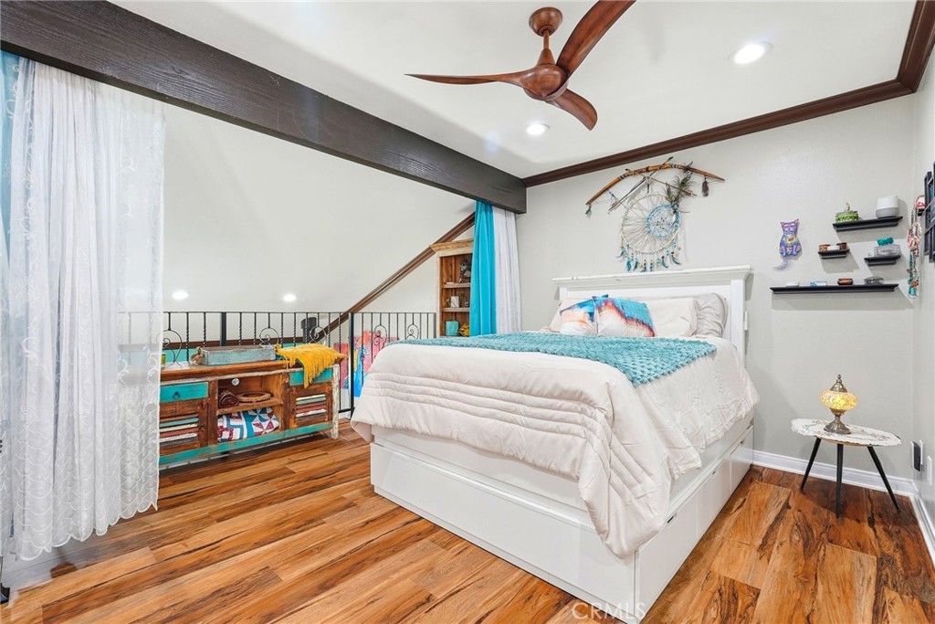 7890 E Spring Street 19K