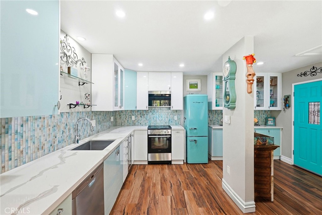 7890 E Spring Street 19K