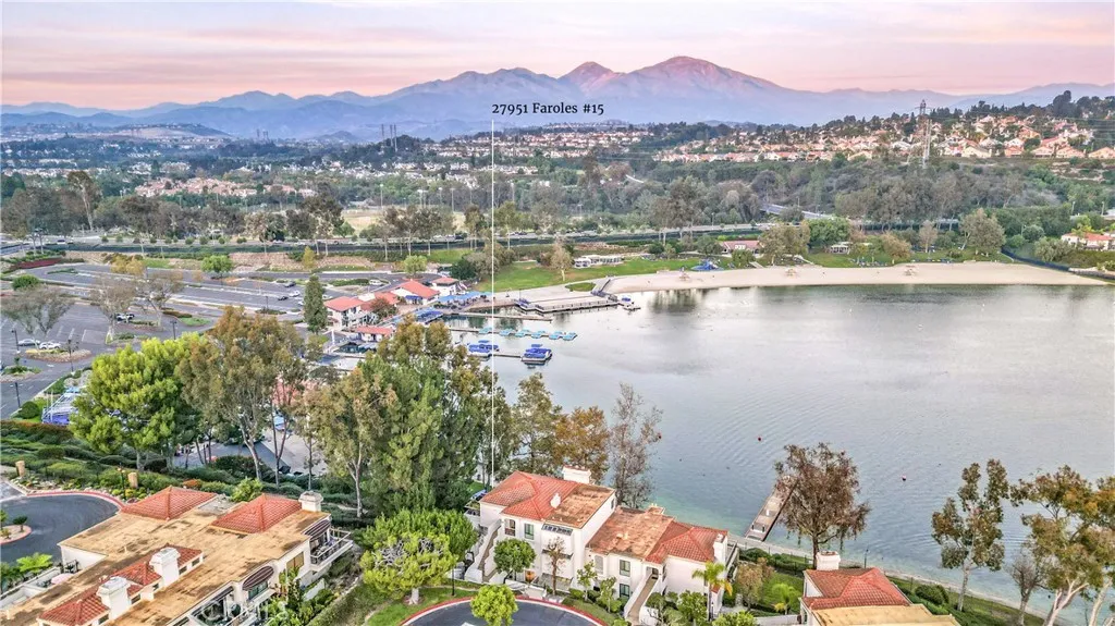 22482 Formentor Unit 15