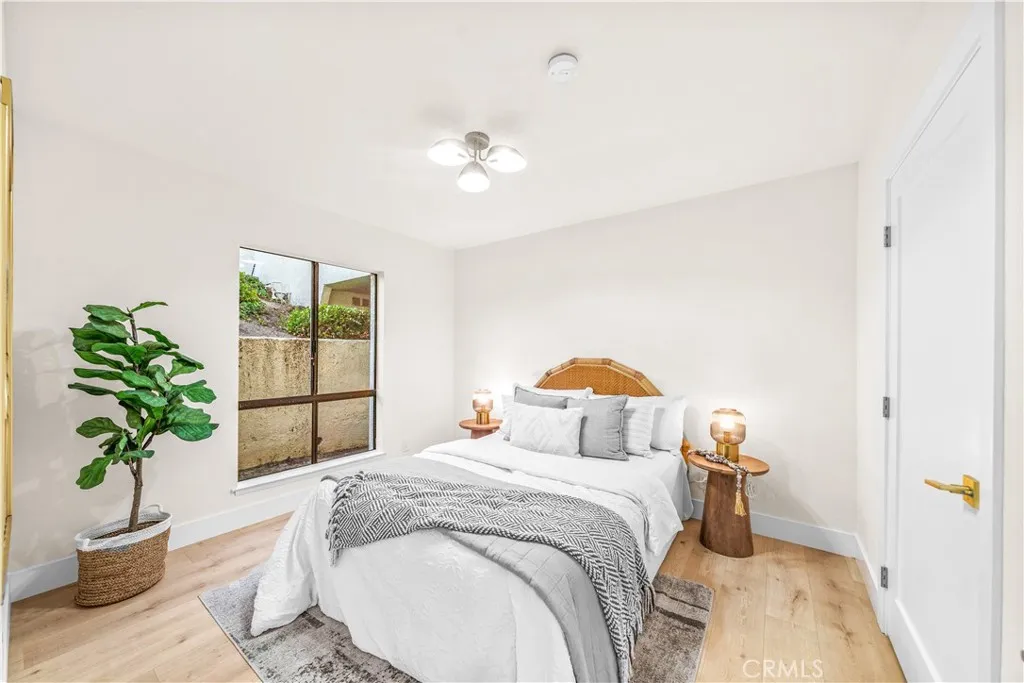 22482 Formentor Unit 15