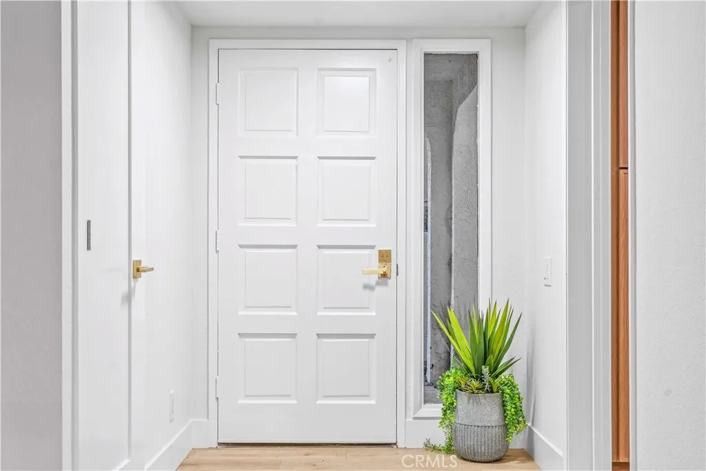 22482 Formentor Unit 15