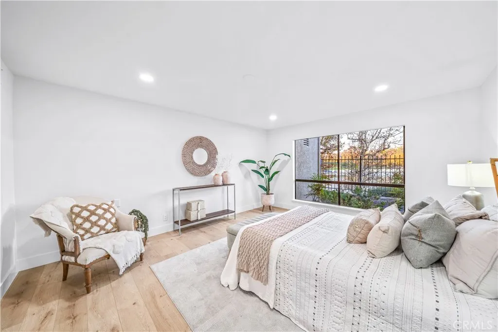 22482 Formentor Unit 15